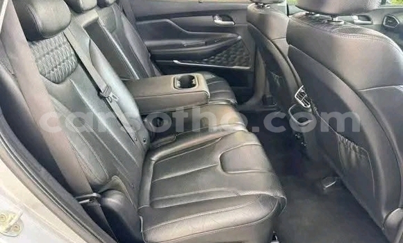 Buy Used Hyundai Santa Fe Silver Car in Maseru in Maseru Buy Used Hyundai Santa Fe Silver Car in Maseru in Maseru