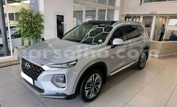 Buy Used Hyundai Santa Fe Silver Car in Maseru in Maseru Buy Used Hyundai Santa Fe Silver Car in Maseru in Maseru