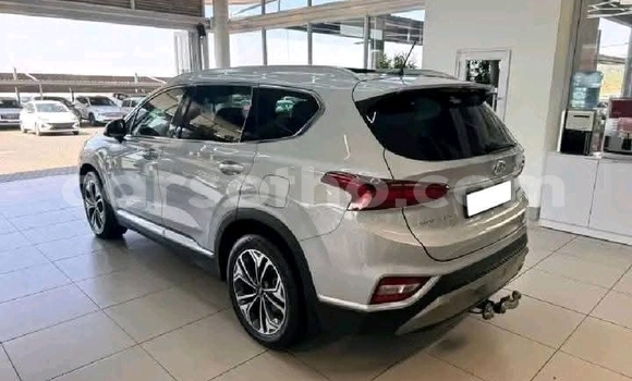 Buy Used Hyundai Santa Fe Silver Car in Maseru in Maseru Buy Used Hyundai Santa Fe Silver Car in Maseru in Maseru