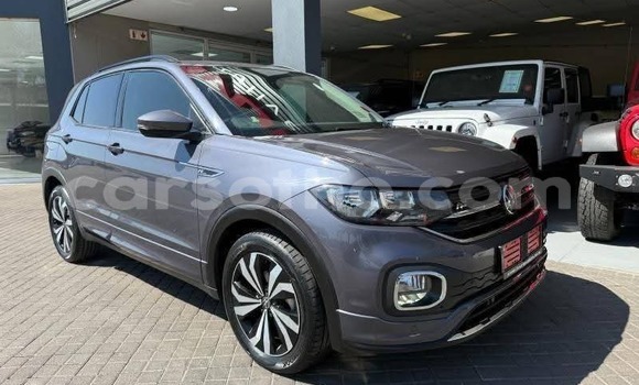 Buy Used Volkswagen Tiguan Silver Car in Maseru in Maseru Buy Used Volkswagen Tiguan Silver Car in Maseru in Maseru
