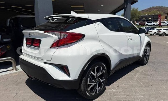 Buy Used Toyota C-HR White Car in Maseru in Maseru Buy Used Toyota C-HR White Car in Maseru in Maseru