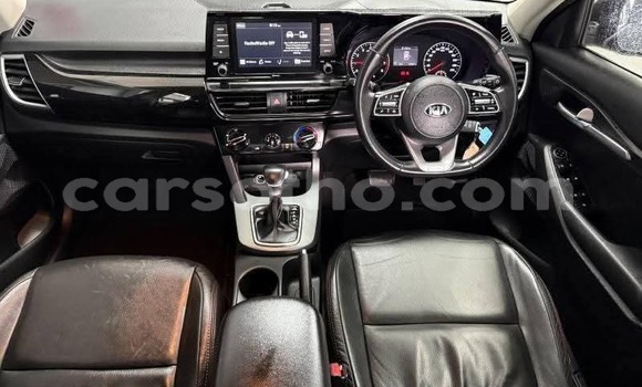 Buy Used Kia Sportage Silver Car in Maseru in Maseru Buy Used Kia Sportage Silver Car in Maseru in Maseru