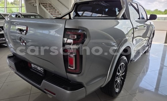 Buy Used GMC Sierra Silver Car in Maseru in Maseru Buy Used GMC Sierra Silver Car in Maseru in Maseru