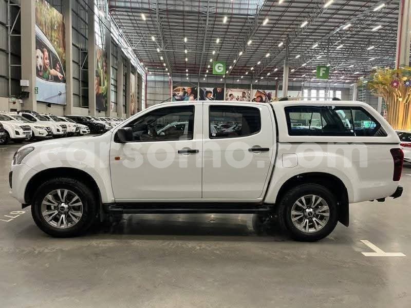 Big with watermark isuzu d max leribe peka 30518