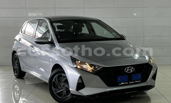 Buy Used Hyundai i20 Silver Car in Mafeteng in Mafeteng Buy Used Hyundai i20 Silver Car in Mafeteng in Mafeteng