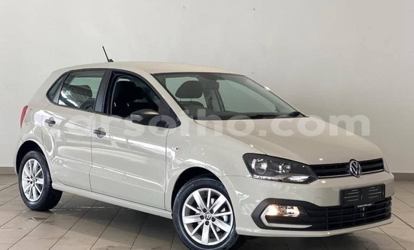 Buy Used Volkswagen Polo White Car in Quthing in Butha-Buthe Buy Used Volkswagen Polo White Car in Quthing in Butha-Buthe