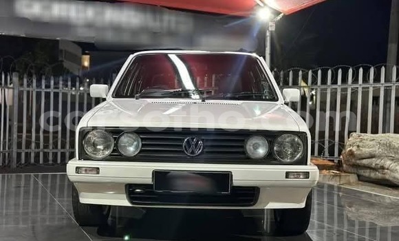 Buy Used Volkswagen Golf White Car in Maputsoe in Leribe Buy Used Volkswagen Golf White Car in Maputsoe in Leribe