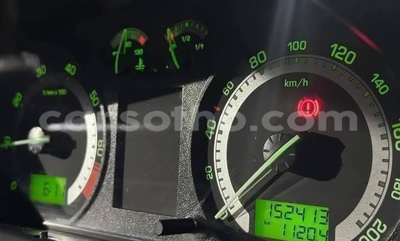 Buy Used Volkswagen Golf White Car in Maputsoe in Leribe Buy Used Volkswagen Golf White Car in Maputsoe in Leribe