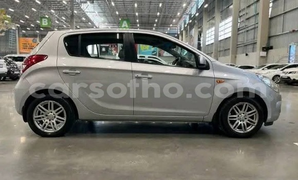 Buy Used Hyundai i20 Silver Car in Maseru in Maseru Buy Used Hyundai i20 Silver Car in Maseru in Maseru
