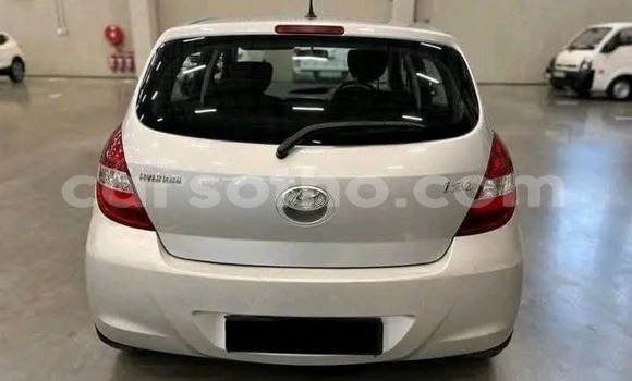 Buy Used Hyundai i20 Silver Car in Maseru in Maseru Buy Used Hyundai i20 Silver Car in Maseru in Maseru