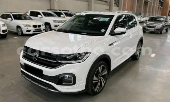 Buy Used Volkswagen Tiguan White Car in Mokhotlong in Berea Buy Used Volkswagen Tiguan White Car in Mokhotlong in Berea