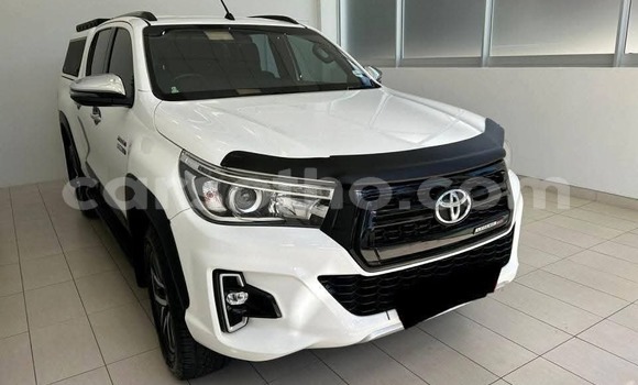 Buy Used Toyota Hilux White Car in Maseru in Maseru Buy Used Toyota Hilux White Car in Maseru in Maseru