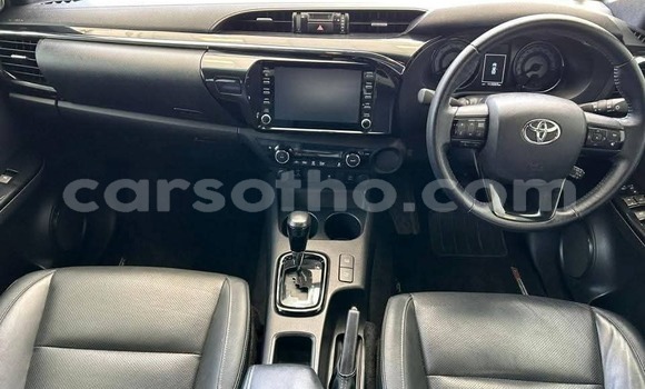 Buy Used Toyota Hilux White Car in Maseru in Maseru Buy Used Toyota Hilux White Car in Maseru in Maseru