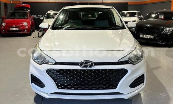 اشتري مستعمل Hyundai i20 White سيارة في Maseru في Maseru اشتري مستعمل Hyundai i20 White سيارة في Maseru في Maseru