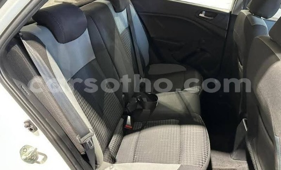 Buy Used Hyundai i20 White Car in Maseru in Maseru Buy Used Hyundai i20 White Car in Maseru in Maseru