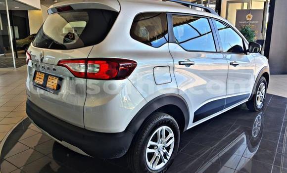 Buy Used Renault Twingo Silver Car in Maseru in Maseru Buy Used Renault Twingo Silver Car in Maseru in Maseru