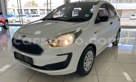 Sayi Na hannu Ford Fiesta White Mota in Maseru a Maseru Sayi Na hannu Ford Fiesta White Mota in Maseru a Maseru