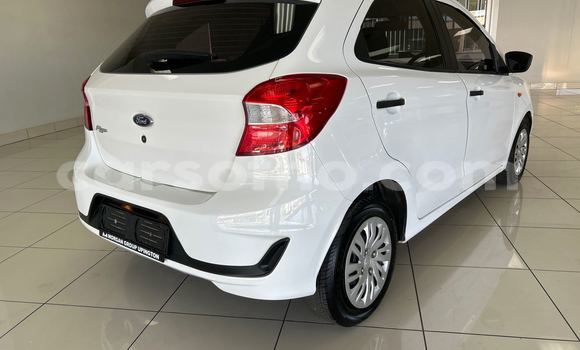 Sayi Na hannu Ford Fiesta White Mota in Maseru a Maseru Sayi Na hannu Ford Fiesta White Mota in Maseru a Maseru