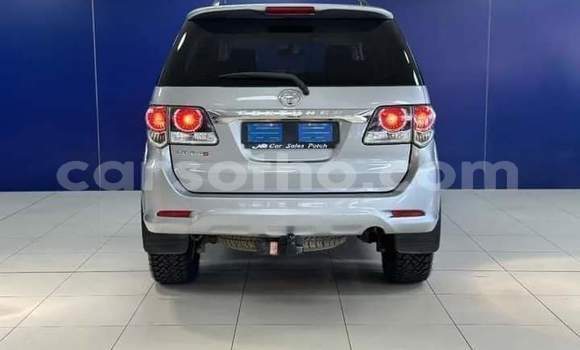 Buy Used Toyota Fortuner Silver Car in Maseru in Maseru Buy Used Toyota Fortuner Silver Car in Maseru in Maseru