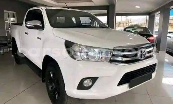 Acheter Occasion Voiture Toyota Hilux Blanc à Maseru, Maseru