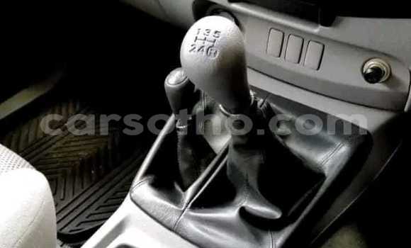 Buy Used Toyota Hilux Silver Car in Maseru in Maseru Buy Used Toyota Hilux Silver Car in Maseru in Maseru