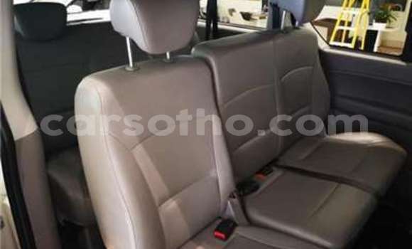 اشتري مستعمل Hyundai H1 White سيارة في Maseru في Maseru اشتري مستعمل Hyundai H1 White سيارة في Maseru في Maseru