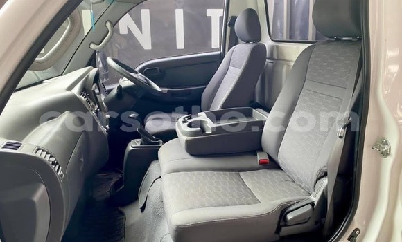 Buy Used Kia K9 White Car in Maseru in Maseru Buy Used Kia K9 White Car in Maseru in Maseru