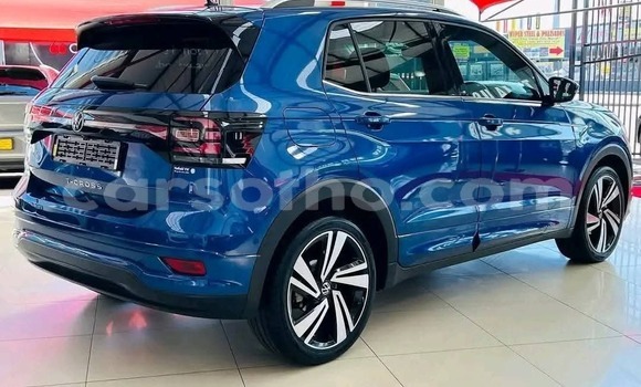 Buy Used Volkswagen Tiguan Blue Car in Maseru in Maseru Buy Used Volkswagen Tiguan Blue Car in Maseru in Maseru