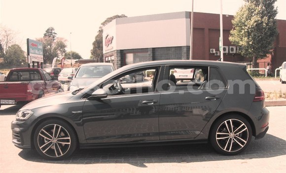 اشتري مستعمل Volkswagen Golf Black سيارة في Maseru في Maseru اشتري مستعمل Volkswagen Golf Black سيارة في Maseru في Maseru