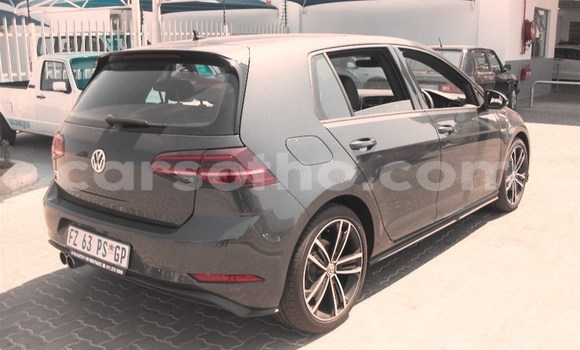 اشتري مستعمل Volkswagen Golf Black سيارة في Maseru في Maseru اشتري مستعمل Volkswagen Golf Black سيارة في Maseru في Maseru