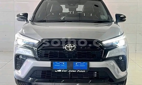 Sayi Na hannu Toyota Corolla Cross Silver Mota in Maseru a Maseru Sayi Na hannu Toyota Corolla Cross Silver Mota in Maseru a Maseru