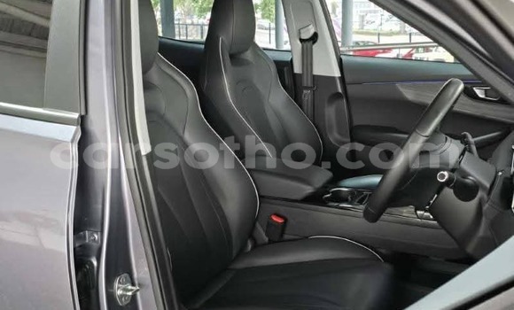 Buy Used Chery Tiggo 2 Silver Car in Mafeteng in Mafeteng Buy Used Chery Tiggo 2 Silver Car in Mafeteng in Mafeteng