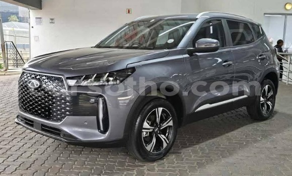 Buy Used Chery Tiggo 2 Silver Car in Mafeteng in Mafeteng Buy Used Chery Tiggo 2 Silver Car in Mafeteng in Mafeteng