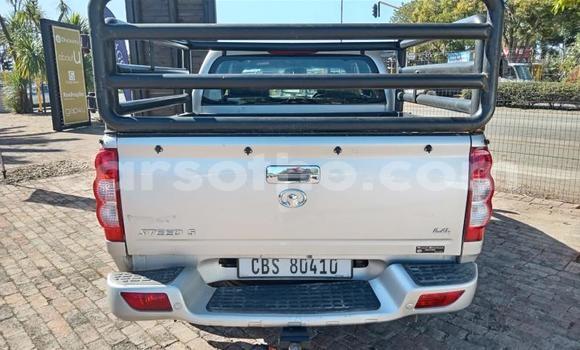 Buy Used GMC Sierra Silver Car in Maseru in Maseru Buy Used GMC Sierra Silver Car in Maseru in Maseru