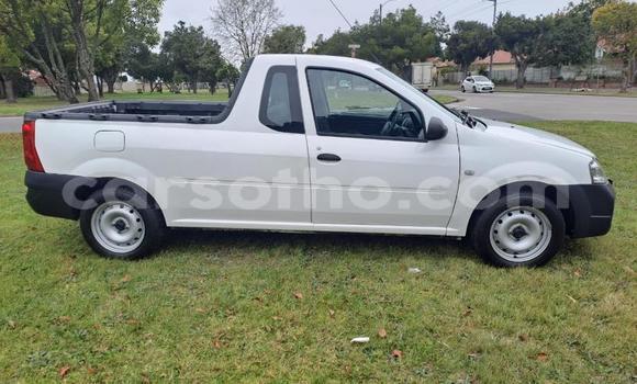 Buy Used Nissan NP 300 White Car in Maseru in Maseru Buy Used Nissan NP 300 White Car in Maseru in Maseru
