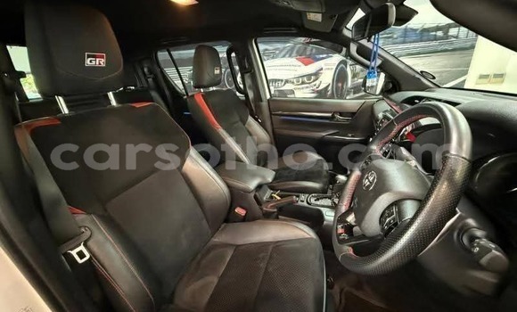 Buy Used Toyota Hilux White Car in Maseru in Maseru Buy Used Toyota Hilux White Car in Maseru in Maseru