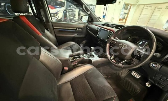 Buy Used Toyota Hilux White Car in Maseru in Maseru Buy Used Toyota Hilux White Car in Maseru in Maseru