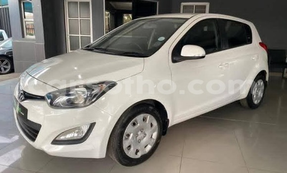 Buy Used Hyundai i20 White Car in Maseru in Maseru Buy Used Hyundai i20 White Car in Maseru in Maseru
