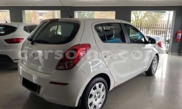 Buy Used Hyundai i20 White Car in Maseru in Maseru Buy Used Hyundai i20 White Car in Maseru in Maseru