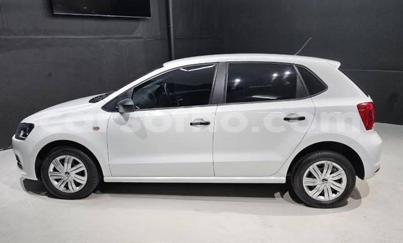 Buy Used Volkswagen Polo White Car in Maputsoa in Leribe Buy Used Volkswagen Polo White Car in Maputsoa in Leribe