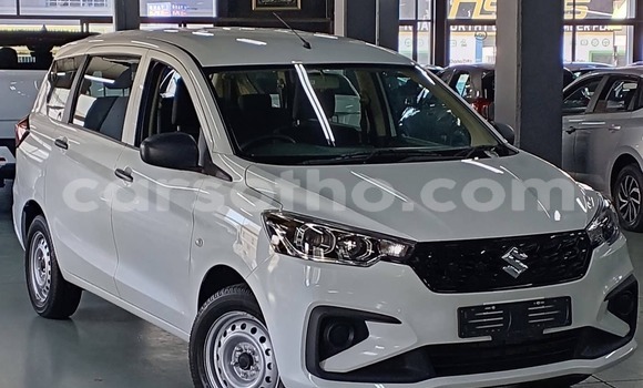 اشتري مستعمل Suzuki Ertiga White سيارة في Maseru في Maseru