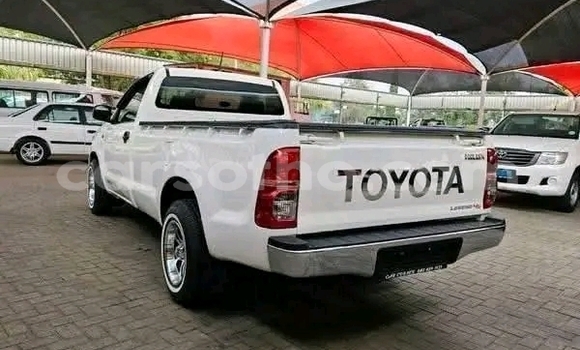 Acheter Occasion Voiture Toyota Hilux Blanc à Maseru, Maseru Acheter Occasion Voiture Toyota Hilux Blanc à Maseru, Maseru