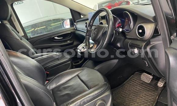 Buy Used Mercedes-Benz V-klasse Blue Car in Maseru in Maseru Buy Used Mercedes-Benz V-klasse Blue Car in Maseru in Maseru