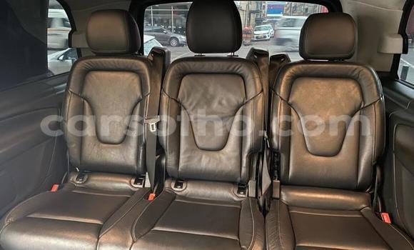 Buy Used Mercedes-Benz V-klasse Blue Car in Maseru in Maseru Buy Used Mercedes-Benz V-klasse Blue Car in Maseru in Maseru