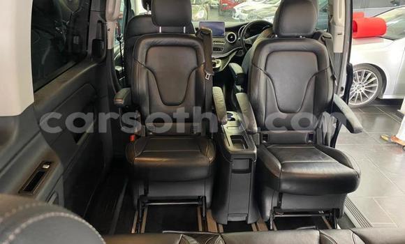 Buy Used Mercedes-Benz V-klasse Blue Car in Maseru in Maseru Buy Used Mercedes-Benz V-klasse Blue Car in Maseru in Maseru