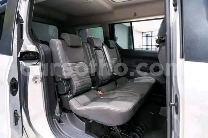 Big with watermark ford tourneo connect maseru maseru 30660