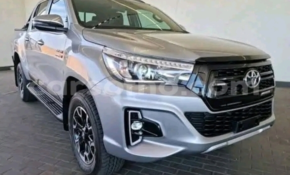 Buy Used Toyota Hilux Silver Car in Maseru in Maseru