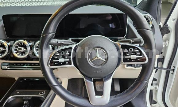 Buy Used Mercedes-Benz B-klasse White Car in Maseru in Maseru Buy Used Mercedes-Benz B-klasse White Car in Maseru in Maseru