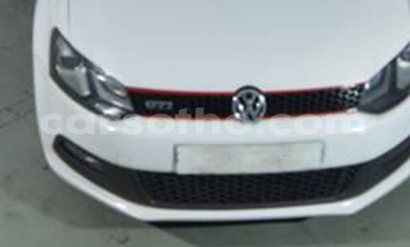 Sayi Na hannu Volkswagen Polo White Mota in Maseru a Maseru Sayi Na hannu Volkswagen Polo White Mota in Maseru a Maseru
