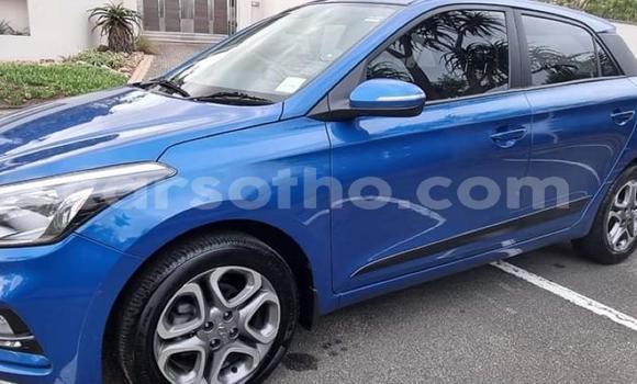 Sayi Na hannu Hyundai i20 Blue Mota in Maseru a Maseru